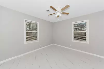 828 S Collins Street, Arlington, TX 76010 - Photo 20