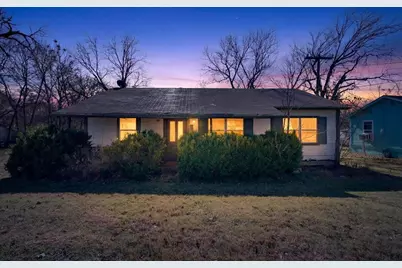 2512 Bridge Street, Gatesville, TX 76528 - Photo 1