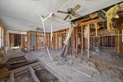 2512 Bridge Street, Gatesville, TX 76528 - Photo 10