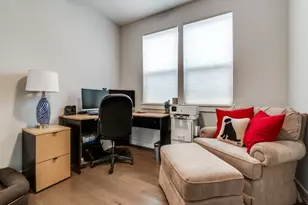 1052 Gallivant Ln, Dallas, TX 75218 - Photo 22