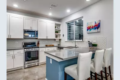 1052 Gallivant Lane, Dallas, TX 75218 - Photo 12