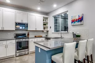 1052 Gallivant Ln, Dallas, TX 75218 - Photo 12