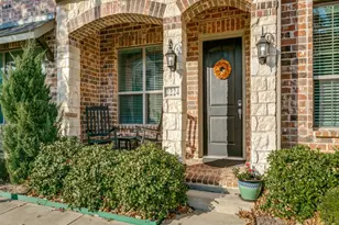 2224 Pinnacle Ln, Flower Mound, TX 75028 - Photo 2