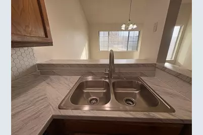 5930 Timbercrest Drive, Arlington, TX 76017 - Photo 12