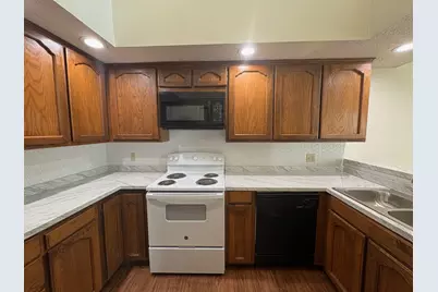 5930 Timbercrest Drive, Arlington, TX 76017 - Photo 10