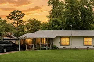 817 Cranford St, Sulphur Springs, TX 75482 - Photo 2