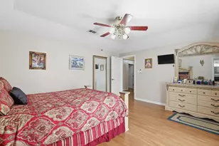 1519 Rocky Point Dr, Lewisville, TX 75077 - Photo 4