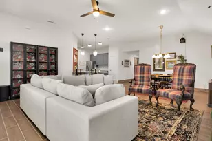 2721 Beechwood St, Granbury, TX 76048 - Photo 6