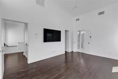 4915 Flitwick Court, Dallas, TX 75204 - Photo 14