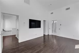 4915 Flitwick Ct, Dallas, TX 75204 - Photo 14