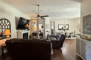 2057 Birchwood Ct, Lewisville, TX 75067 - Photo 4