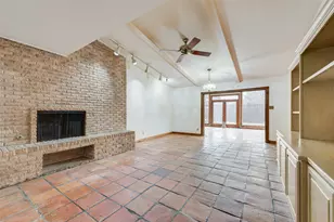 12330 Cedar Bend Dr, Dallas, TX 75244 - Photo 4