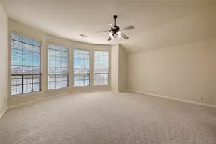 2619 Cove Dr, Grand Prairie, TX 75054 - Photo 18