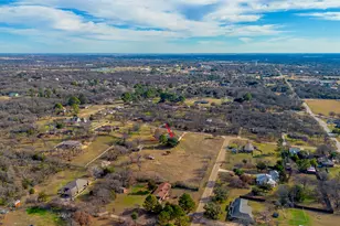 310 Oakhill Dr, Keene, TX 76059 - Photo 38