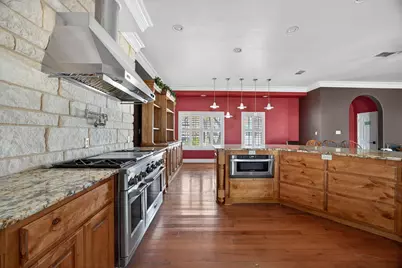 310 Oakhill Drive, Keene, TX 76059 - Photo 10