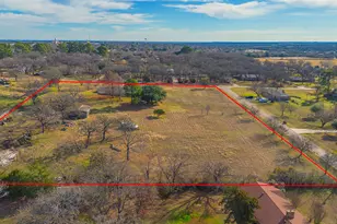 310 Oakhill Dr, Keene, TX 76059 - Photo 36