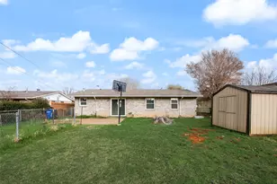 2414 Sparling Way Dr, Carrollton, TX 75006 - Photo 24