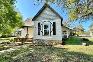 716 N Mesquite St, Hico, TX 76457 - Photo 1