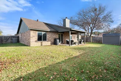 2016 Spicewood Road, Bedford, TX 76021 - Photo 8