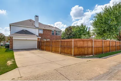 7850 Greenvalley Lane, Frisco, TX 75033 - Photo 4