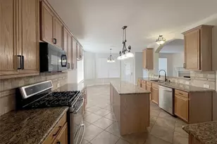 7850 Greenvalley Ln, Frisco, TX 75033 - Photo 18