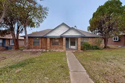 1634 Sunswept Terrace, Lewisville, TX 75077 - Photo 2