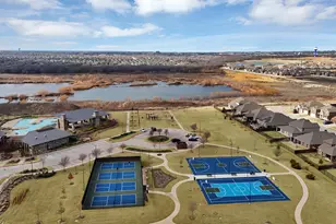 11021 Canyon Mine Dr, Aubrey, TX 76227 - Photo 34