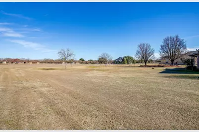 2300 E Emerald Bend, Granbury, TX 76049 - Photo 40