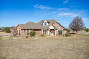 2300 E Emerald Bend, Granbury, TX 76049 - Photo 2