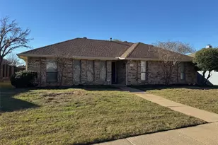 3129 Regency, Carrollton, TX 75007 - Photo 2