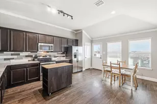 441 E Wishbone Ln, Fort Worth, TX 76052 - Photo 8