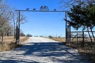 173 Private Rd 1264, Alvord, TX 76225 - Photo 14