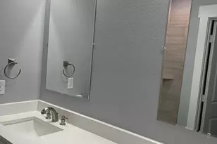 401 W Elm St, Denison, TX 75020 - Photo 8