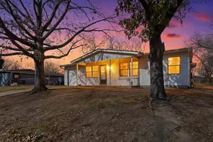 1917 Ida St, Arlington, TX 76010 - Photo 2