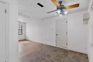 1917 Ida St, Arlington, TX 76010 - Photo 10