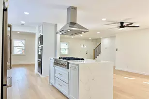 9920 Greenfield Dr, Dallas, TX 75238 - Photo 4