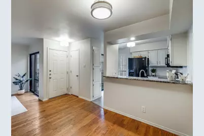 5200 Martel Avenue #9B, Dallas, TX 75206 - Photo 6