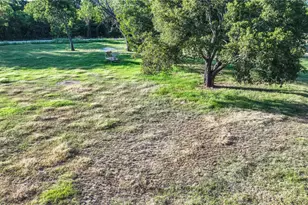 708A W Howell St, Saint Jo, TX 76265 - Photo 1