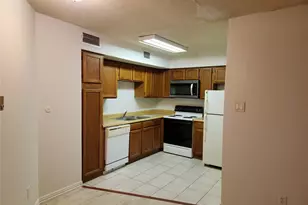 9813 Walnut St, Dallas, TX 75243 - Photo 6