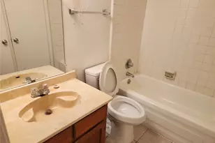 9813 Walnut St, Dallas, TX 75243 - Photo 16