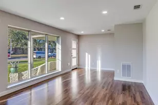 7006 Town N Dr, Dallas, TX 75231 - Photo 20