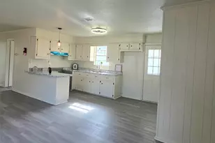 406 E Brazos St, Groesbeck, TX 76642 - Photo 18