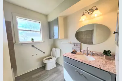 406 E Brazos Street, Groesbeck, TX 76642 - Photo 8