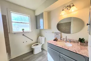 406 E Brazos St, Groesbeck, TX 76642 - Photo 8