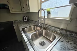 406 E Brazos St, Groesbeck, TX 76642 - Photo 20