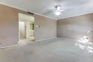 7526 W Northwest Hwy, Dallas, TX 75225 - Photo 14