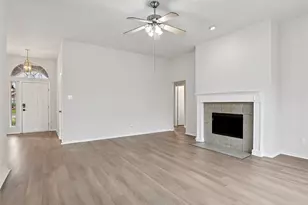 1122 Suffolk Ln, Cedar Hill, TX 75104 - Photo 18