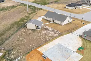 173 Mdw Vis Dr, Rhome, TX 76078 - Photo 38