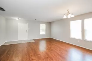 524 King St, Cedar Hill, TX 75104 - Photo 6