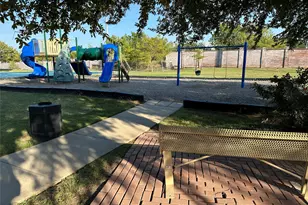 3604 University Park Ln, Irving, TX 75062 - Photo 38